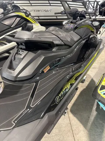 Slide: The Image of Yamaha WaveRunner GP 2024 - 4