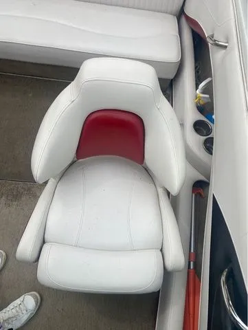 Slide: The Image of Crownline Boats BOWRIDER 21 SS 2013 - 11