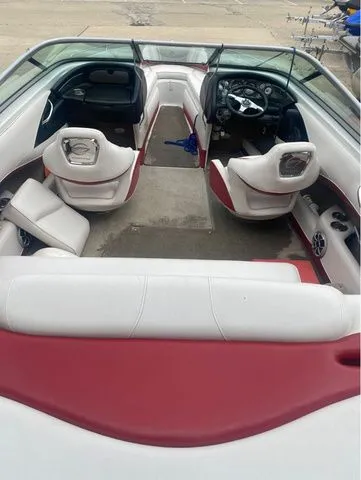 Slide: The Image of Crownline Boats BOWRIDER 21 SS 2013 - 8