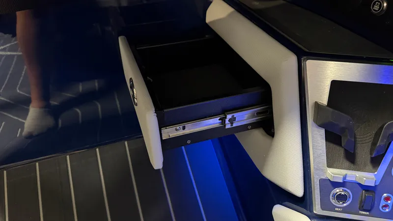 Slide: The Image of MasterCraft XT23 2027 - 65