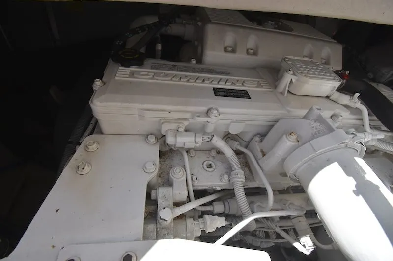 Slide: The Image of Engine compartment of a 2007 Sea Ray 48 Sundancer boat. - 41