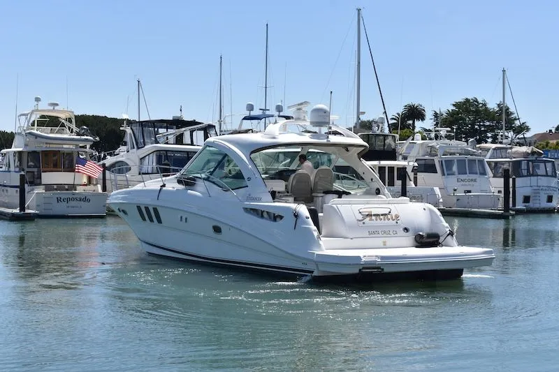 Slide: The Image of 2007 Sea Ray 48 Sundancer yacht in harbor. - 6