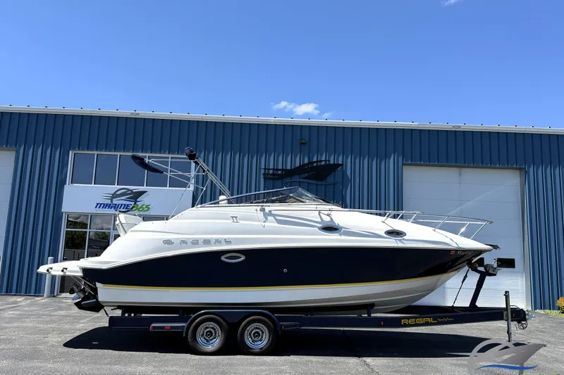 The Image of 2005 Regal Commodore 2665 boat on trailer outside Marine 365 building. - 0