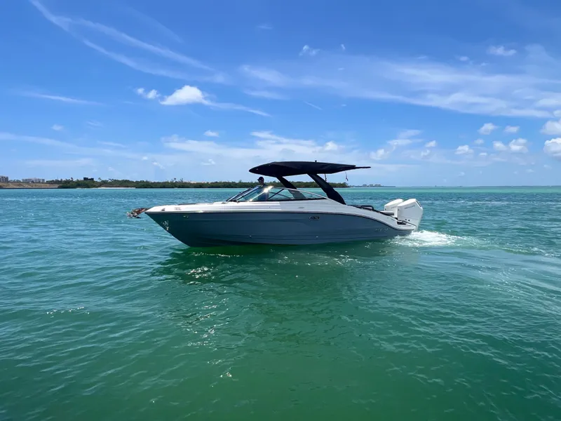 Slide: The Image of Sea Ray SLX 280 Outboard 2026 - 3