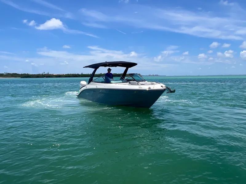 Slide: The Image of Sea Ray SLX 280 Outboard 2026 - 8