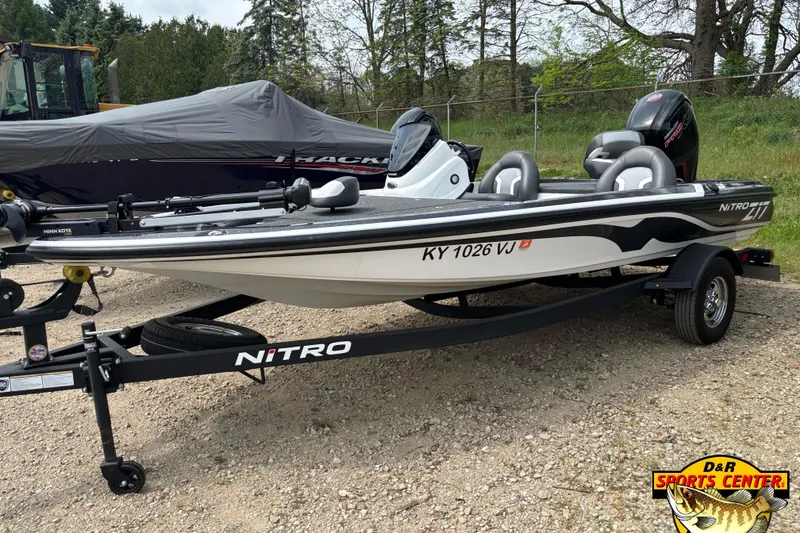 The Image of 2025 Nitro Z17 boat on trailer at D&R Sports Center. - 0