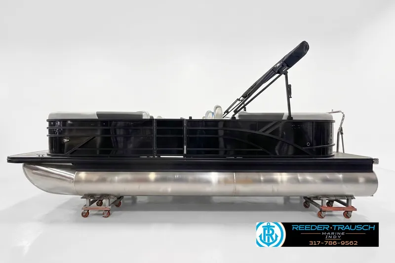 The Image of 2026 Bennington 22 S1SR pontoon boat on display, side view. - 1