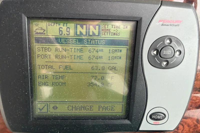 Slide: The Image of Mercury SmartCraft display showing vessel status on 2007 Sea Ray Sundancer 320 boat. - 11