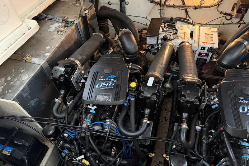 Slide: The Image of Engine compartment of a 2007 Sea Ray Sundancer 320 with MerCruiser 350 MAG MPI engines. - 33