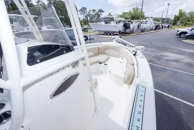 Slide: The Image of NauticStar 22 XS 2018 - 17