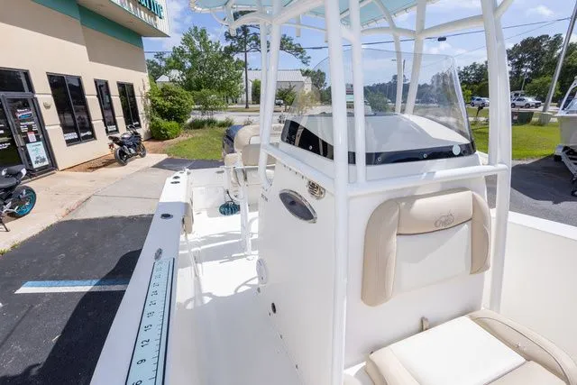 Slide: The Image of NauticStar 22 XS 2018 - 21