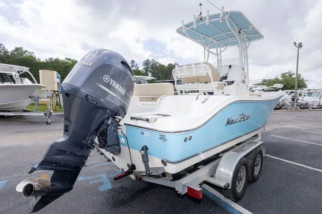 Slide: The Image of NauticStar 22 XS 2018 - 3