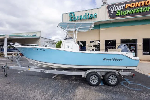 Slide: The Image of NauticStar 22 XS 2018 - 6
