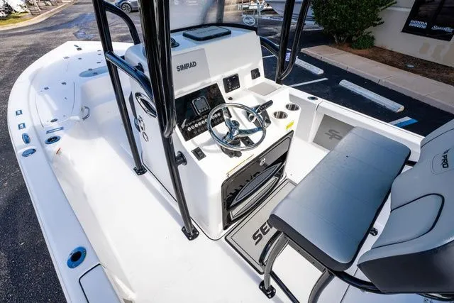 Slide: The Image of Sea Pro 250 Bay 2026 - 19