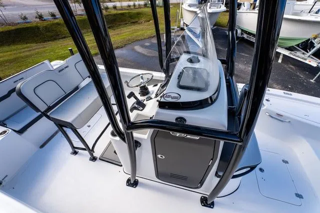 Slide: The Image of Sea Pro 250 Bay 2026 - 25