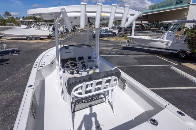 Slide: The Image of Sea Pro 250 Bay 2026 - 12