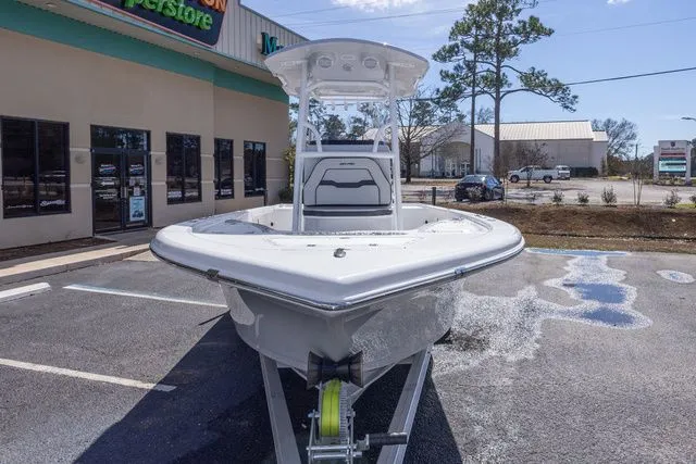 Slide: The Image of Sea Pro 250 Bay 2026 - 13