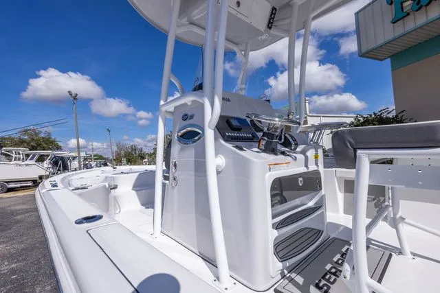 Slide: The Image of Sea Pro 250 Bay 2026 - 15
