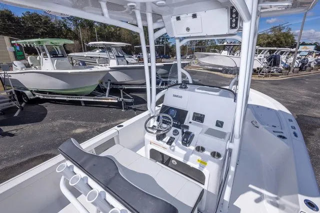 Slide: The Image of Sea Pro 250 Bay 2026 - 16