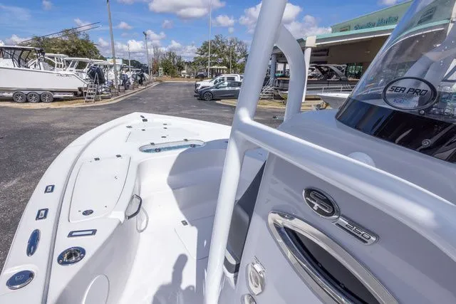 Slide: The Image of Sea Pro 250 Bay 2026 - 24