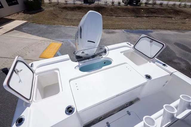Slide: The Image of Sea Pro 250 Bay 2026 - 25