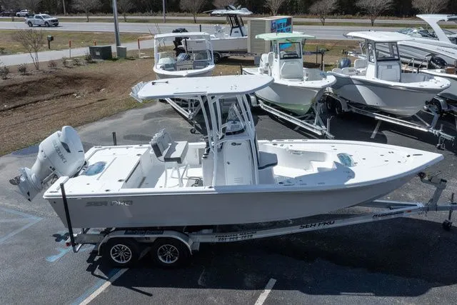 Slide: The Image of Sea Pro 250 Bay 2026 - 27