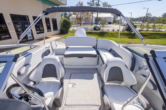 Slide: The Image of Crownline Boats E220 XS 2024 - 17