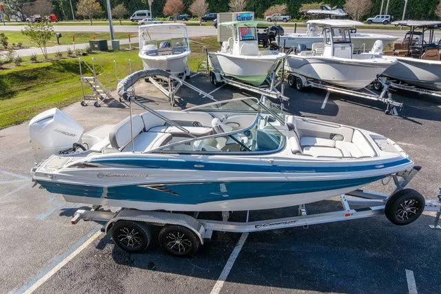 Slide: The Image of Crownline Boats E220 XS 2024 - 23