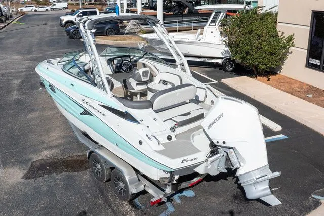 Slide: The Image of Crownline Boats Eclipse E240 XS 2026 - 34