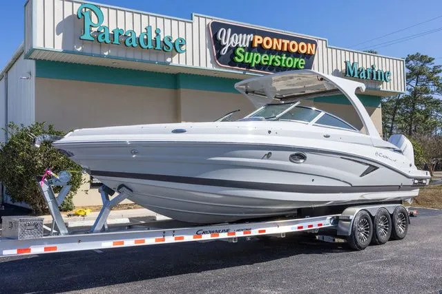 The Image of Crownline Boats 318 XSS 2026 - 1