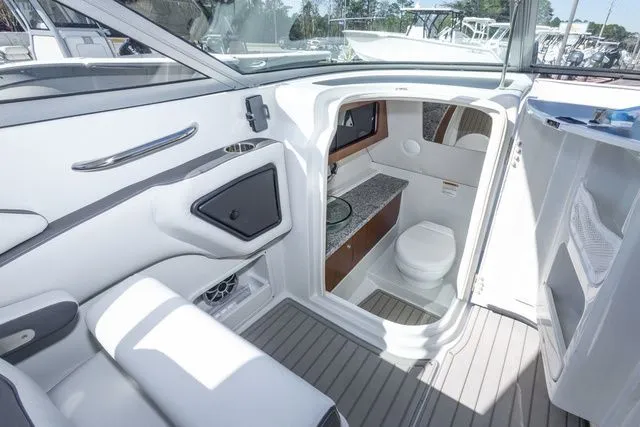 Slide: The Image of Crownline Boats 318 XSS 2026 - 23