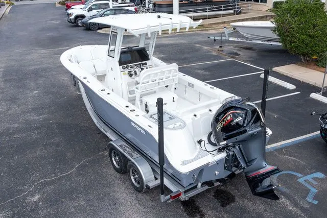 Slide: The Image of Sea Fox 248 Commander 2026 - 28