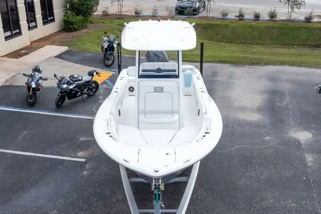 Slide: The Image of Sea Fox 248 Commander 2026 - 8