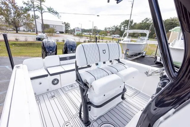 Slide: The Image of Sea Fox 268 Commander 2026 - 17