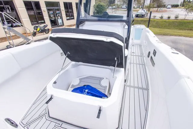 Slide: The Image of Sea Fox 268 Commander 2026 - 26