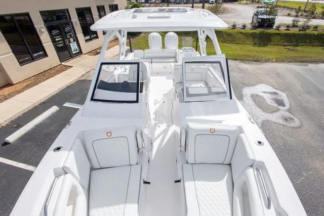 Slide: The Image of Sea Fox 288 Traveler 2026 - 21