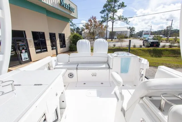Slide: The Image of Sea Fox 288 Traveler 2026 - 25