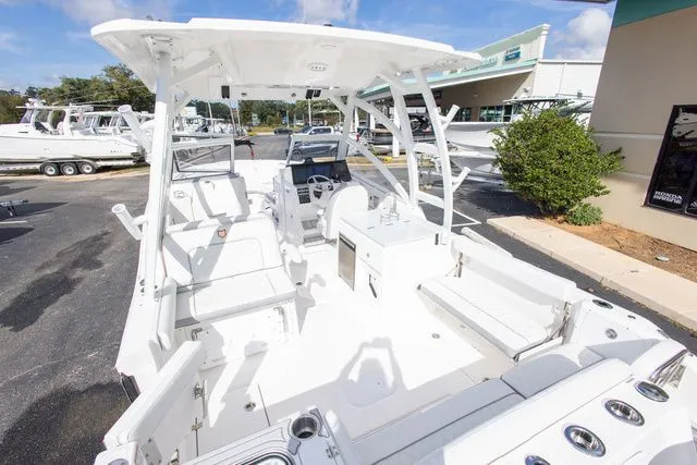 Slide: The Image of Sea Fox 288 Traveler 2026 - 29
