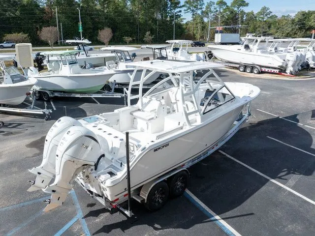 Slide: The Image of Sea Fox 288 Traveler 2026 - 36