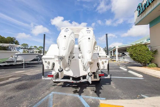 Slide: The Image of Sea Fox 288 Traveler 2026 - 6