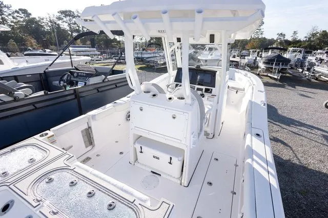 Slide: The Image of Sea Fox 288 Commander 2026 - 10