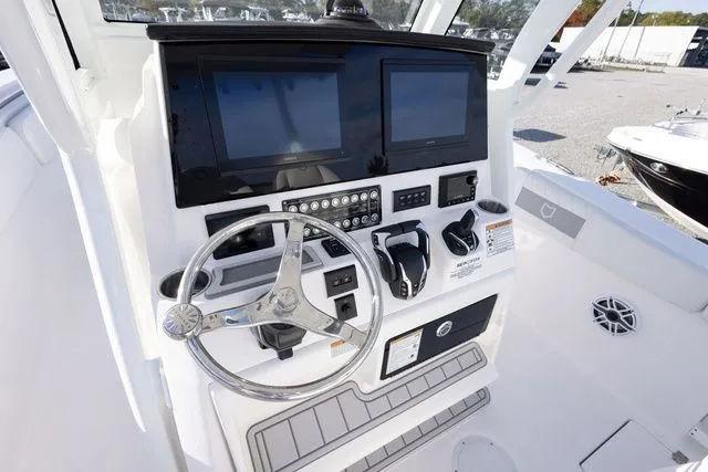 Slide: The Image of Sea Fox 288 Commander 2026 - 13