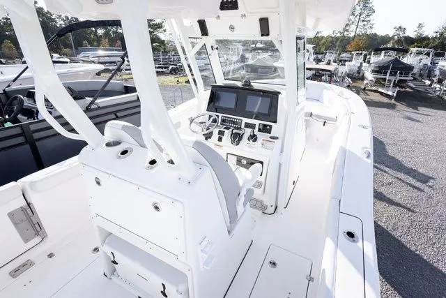 Slide: The Image of Sea Fox 288 Commander 2026 - 23