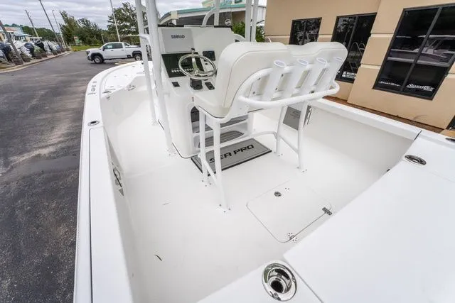 Slide: The Image of Sea Pro 250 Bay 2026 - 15
