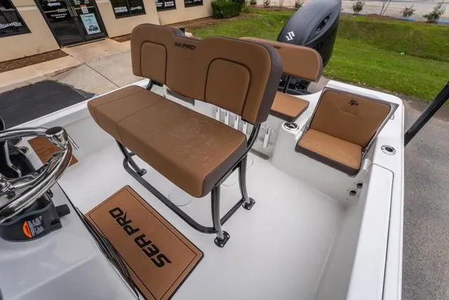 Slide: The Image of Sea Pro 230 Bay 2026 - 16