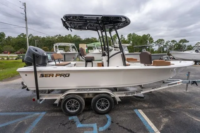 Slide: The Image of Sea Pro 230 Bay 2026 - 6