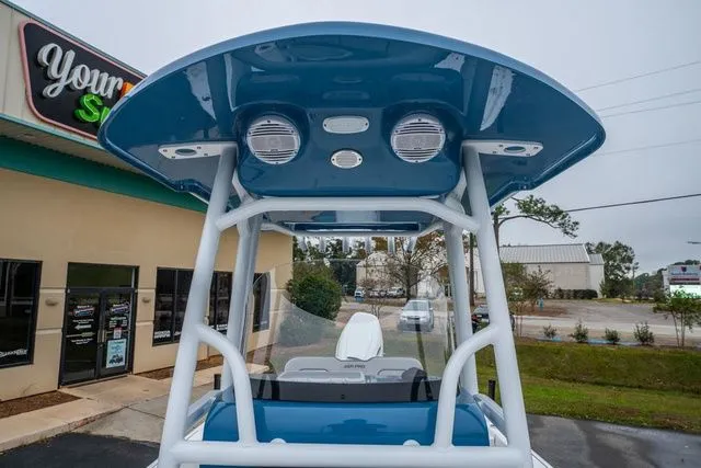 Slide: The Image of Sea Pro 250 Bay 2026 - 23