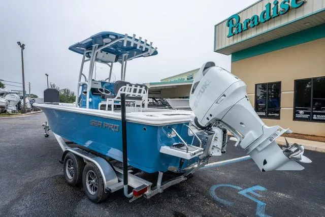 Slide: The Image of Sea Pro 250 Bay 2026 - 3
