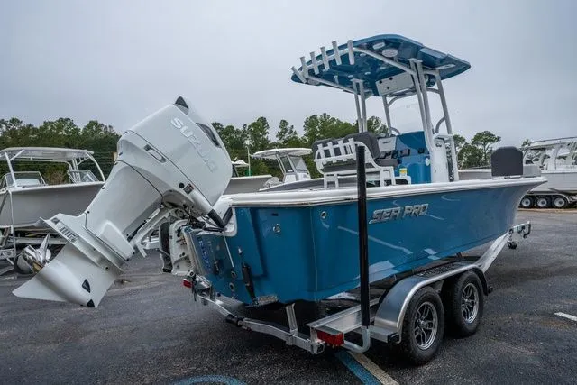 Slide: The Image of Sea Pro 250 Bay 2026 - 5
