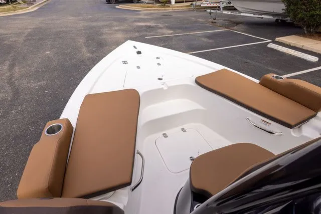 Slide: The Image of Sea Pro 210 Bay 2026 - 16